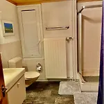 Parterre-wohnung Im Zentrum Gstaad