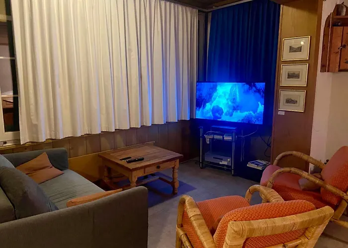 Parterre-wohnung Im Zentrum * Gstaad